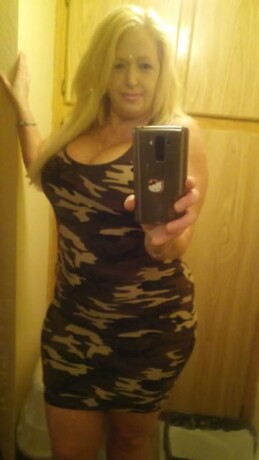 female-escorts-in-racine-wi-414-533-8824-big-3