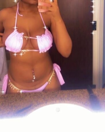 female-escorts-in-denver-co-972-861-2569-big-3