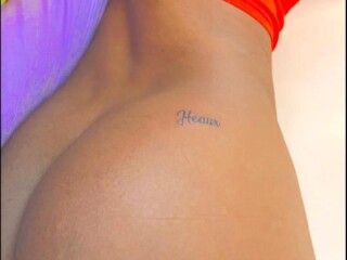 mia-shemale-escort-in-mobile-al