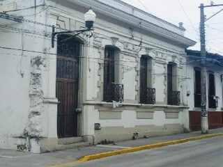 bonita-casa-en-remate-952-m2-terreno-351-de-const-centrico-en-jalapa-veracruz-en-xalapa-clasf-casa-y-jardin