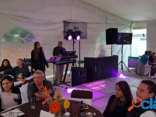 tecladista-en-toluca-charly-diaz-y-sus-teclados-en-toluca-clasf-imagen-y-sonido
