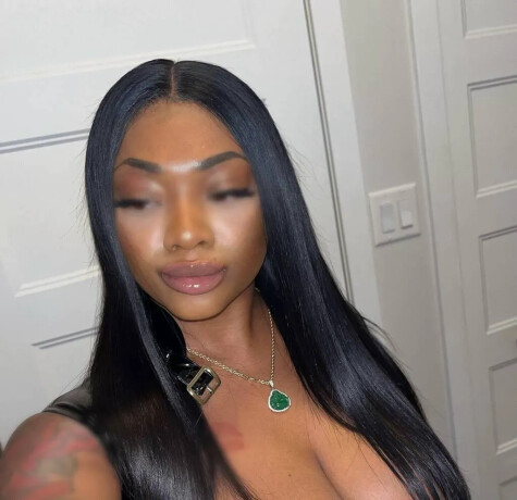 paola-damour-female-escorts-in-montreal-canada-64-7-228-3365-big-1