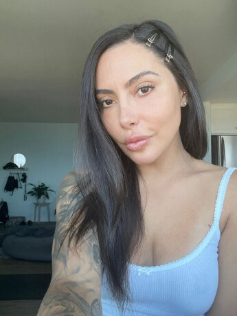 kent-female-escorts-in-montreal-canada-337-393-0262-big-2