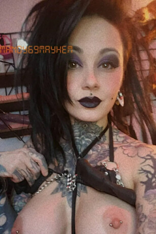 mandy-mayhem-female-escorts-in-lethbridge-canada-82-59941728-big-2