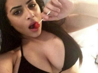 sensuelle-classe-viens-tamuser-avec-moi-incall-laval-female-escorts-in-laval-canada