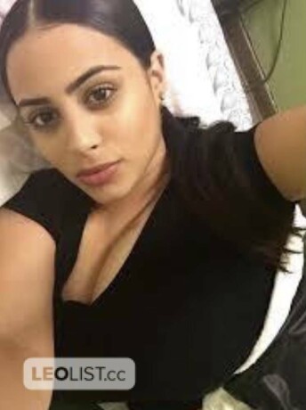 sensuelle-classe-viens-tamuser-avec-moi-incall-laval-female-escorts-in-laval-canada-big-3
