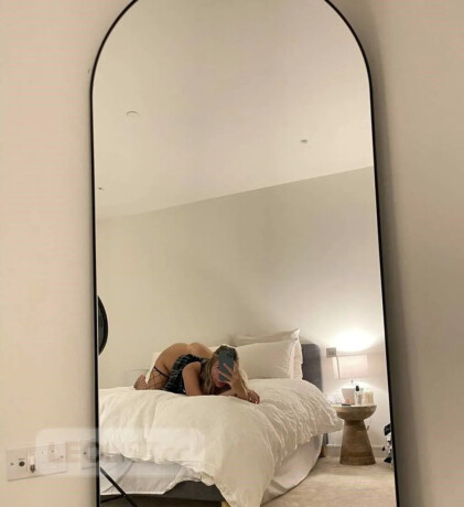 just-arrived-new-in-female-escorts-in-fort-mcmurray-canada-big-2
