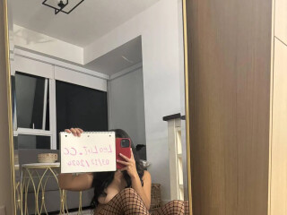 paris-de-rossi-female-escorts-in-kelowna-canada-60-4-424-7352