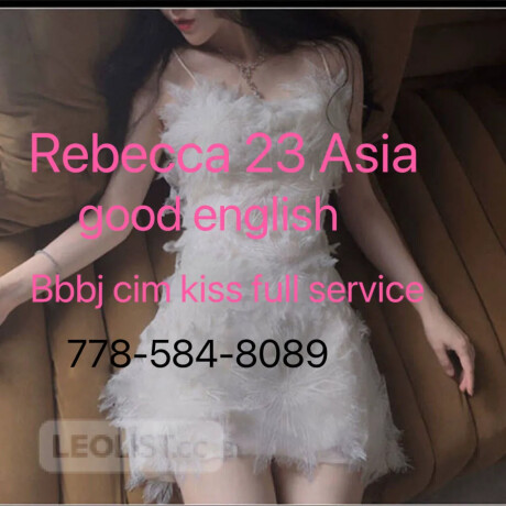 walkin-welcome-sexy-hot-oil-massage-female-escorts-in-victoria-canada-big-2