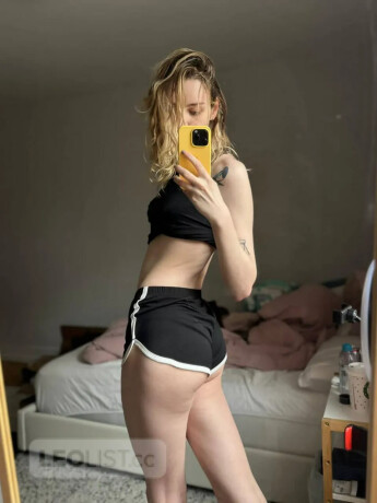 hot-sexy-and-ready-female-escorts-in-fort-mcmurray-canada-big-3