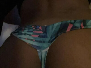slim-dripping-wet-ebony-available-for-incalls-and-outcalls-female-escorts-in-barrie-canada