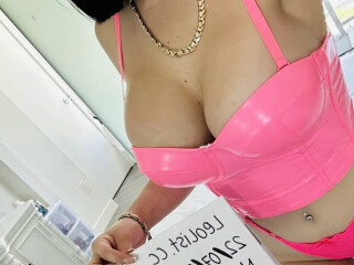 britney-young-new-blonde-barbie-bombshell-female-escorts-in-nanaimo-canada
