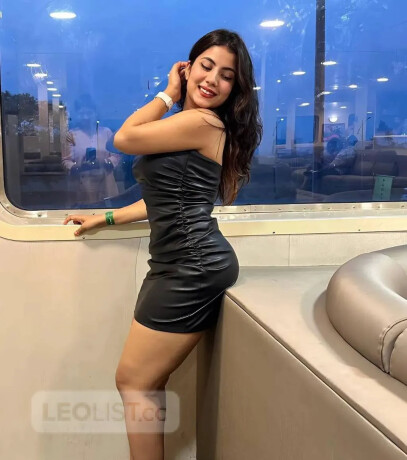 hot-and-sexy-kriti-available-now-for-incall-and-outcall-female-escorts-in-brampton-canada-big-0