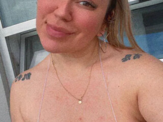 hello-daddies-im-available-247-for-you-all-female-escorts-in-victoria-canada