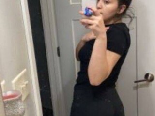im-available-for-incall-or-out-call-and-online-service-female-escorts-in-regina-canada