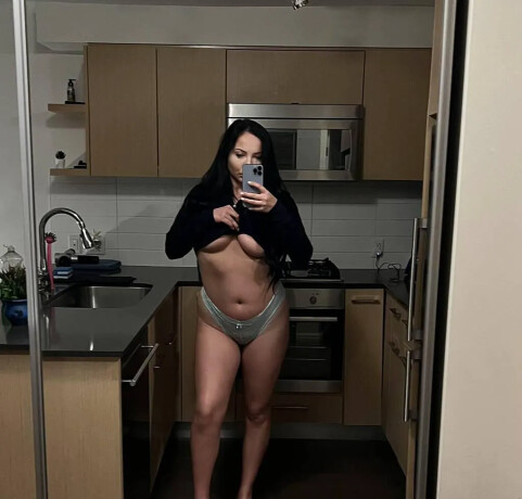 nadia-female-escorts-in-abbotsford-canada-60-4-259-5157-big-0