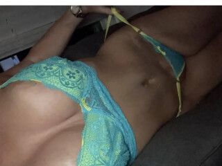 lana-female-escorts-in-vancouver-canada-60-4-518-0212