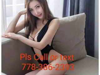 suzy-female-escorts-in-vancouver-canada-7-783862393