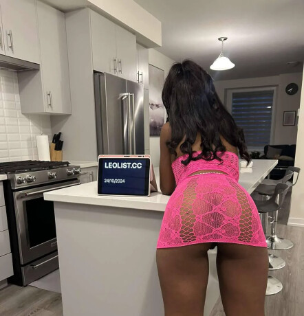 avamarie-female-escorts-in-guelph-canada-2898041203-big-2