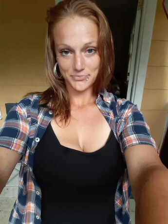 ivey-jackie-female-escorts-in-burlington-canada-863-329-9697-big-1