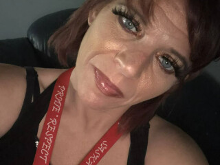 bbbj-goddess-mobile-bbbj-100-mobile-hr-300-transport-female-escorts-in-saskatoon-canada