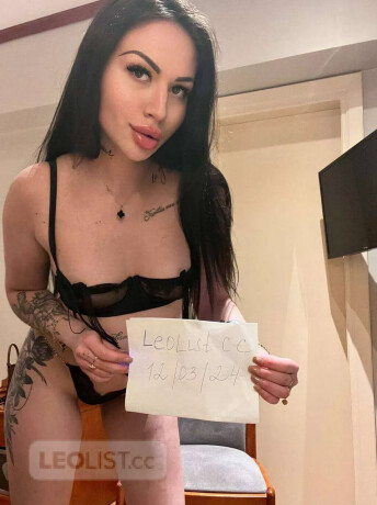 available-book-me-now-female-escorts-in-mississauga-canada-big-2