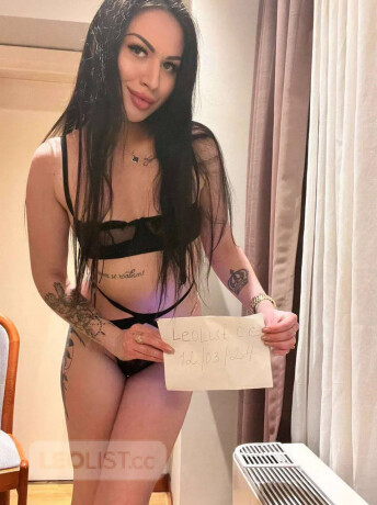 available-book-me-now-female-escorts-in-mississauga-canada-big-3
