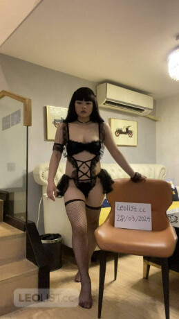 new-arrivals-in-town-bustysexy-singapore-girl-part-time-female-escorts-in-moncton-canada-big-4