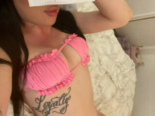 petite-tanante-disponible-a-sainte-dorothee-inoutduo-female-escorts-in-laval-canada