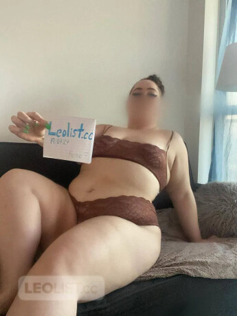 eeyee-female-escorts-in-orillia-canada-big-0