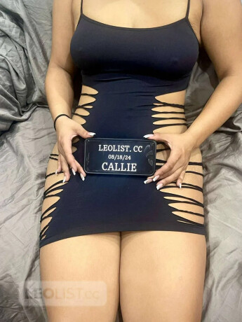 stop-strolling-mixed-bombshell-female-escorts-in-mississauga-canada-big-3