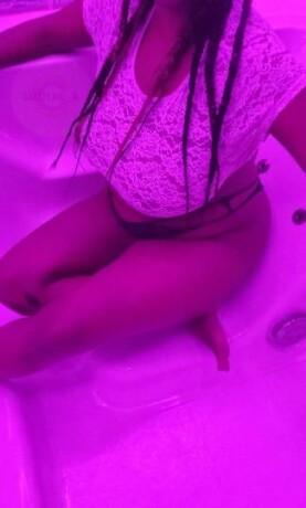 nubia-female-escorts-in-saskatoon-canada-1-587-938-2285-big-2