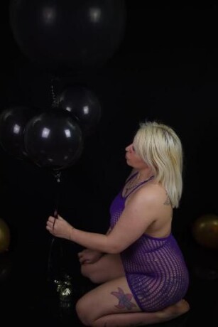 misty-female-escorts-in-oshawa-canada-1-288-980-0095-big-2