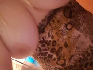 ivy-rae-female-escorts-in-niagara-falls-canada