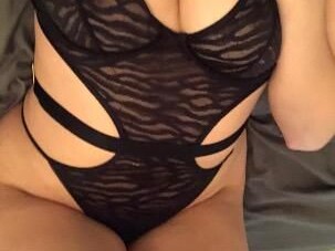 female-escorts-in-toronto-canada