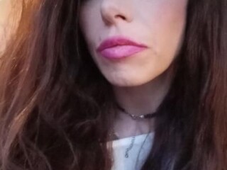 brie-female-escorts-in-hamilton-canada