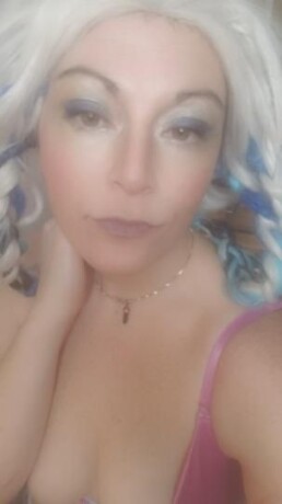 niki-female-escorts-in-edmonton-canada-1-587-329-9699-big-0