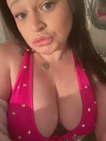 kylie-female-escorts-in-niagara-falls-canada-1-289-769-3412-big-0