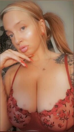 hailey-female-escorts-in-edmonton-canada-1-587-817-6775-big-4