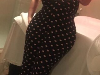 mona-female-escorts-in-edmonton-canada
