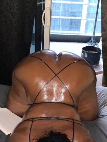 blue-female-escorts-in-toronto-canada-1-437-655-6253-big-0