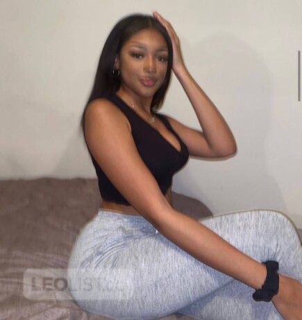 vanessa-female-escorts-in-winnipeg-canada-big-2