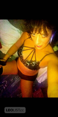 brook-female-escorts-in-kelowna-canada-big-4