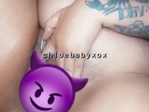 chloe-cashmere-female-escorts-in-edmonton-canada-1-778-769-2258