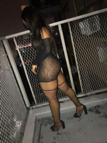 yessica-female-escorts-in-toronto-canada-1-437-228-3516-big-1