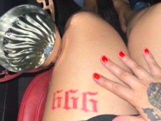 sky-female-escorts-in-toronto-canada-1-647-403-5619