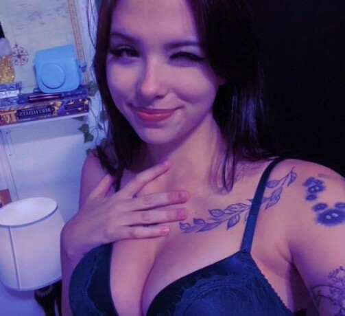 female-escorts-in-toronto-canada-1-647-793-8544-big-0