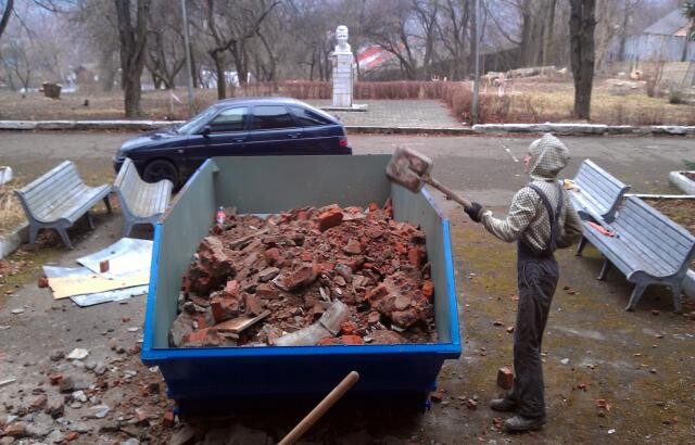 minipogruzcik-shhetka-vila-v-kazani-predlozenie-uslugi-v-obieiavlenii-u3949883-274180-na-baraxlanet-big-1