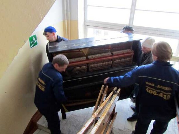 predlagaiu-vyvoz-musora-vyvoz-bu-texnik-v-omske-predlozenie-uslugi-v-obieiavlenii-u9268567-4309641-na-baraxlanet-big-5