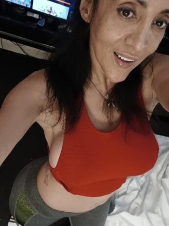 female-escorts-in-waterloo-ia-319-219-6498-big-1